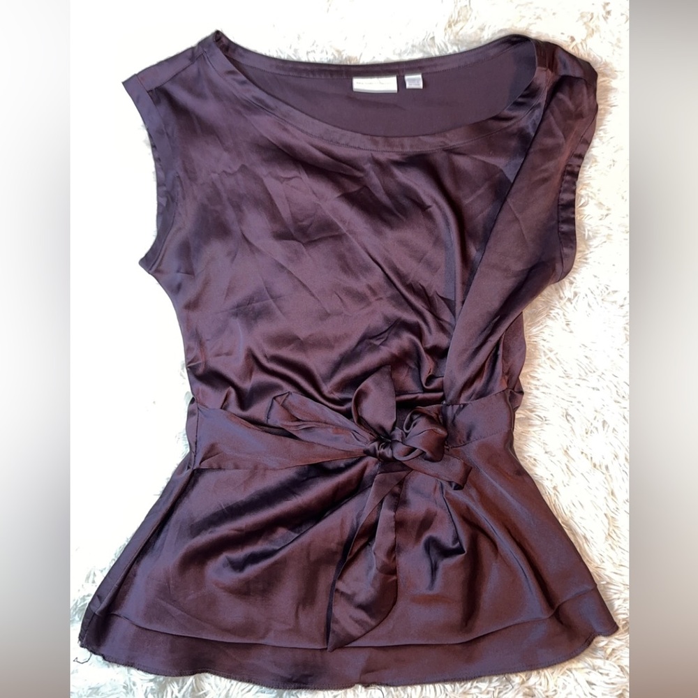 New York & Company wine purple Sleeveless
Blouse size Medium - Picture 9 of 13